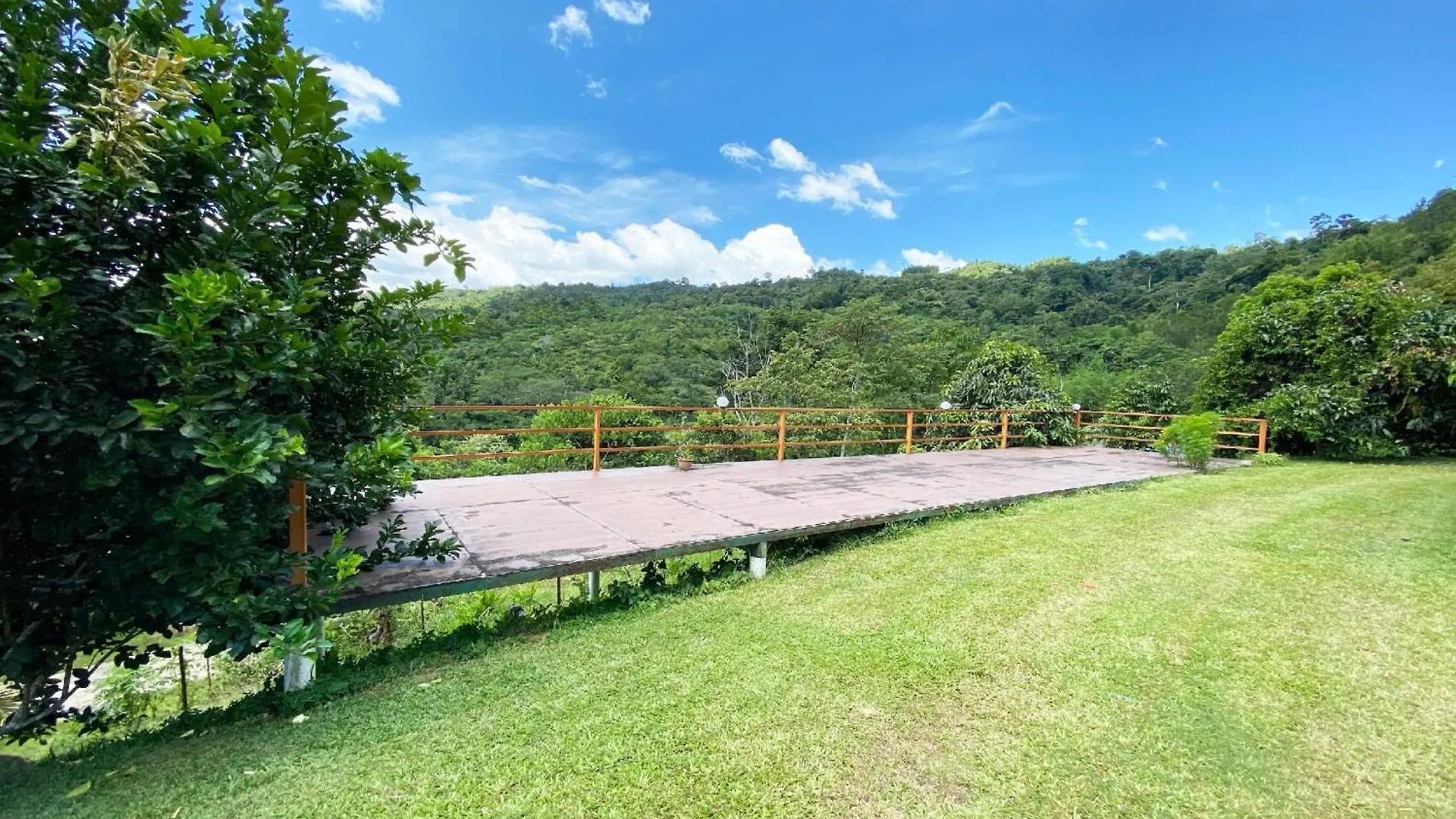 Tambunan Nature Lodge 0*,
