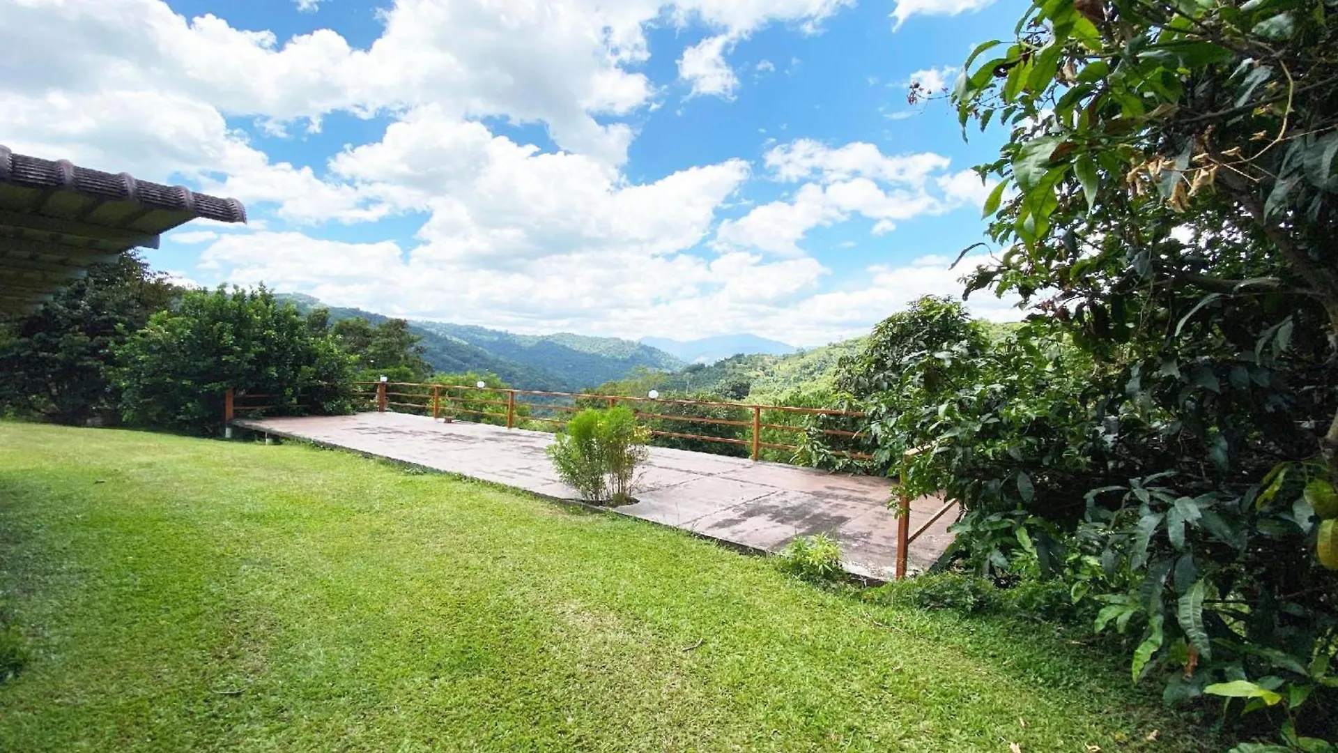 Homestay Tambunan Nature Lodge
