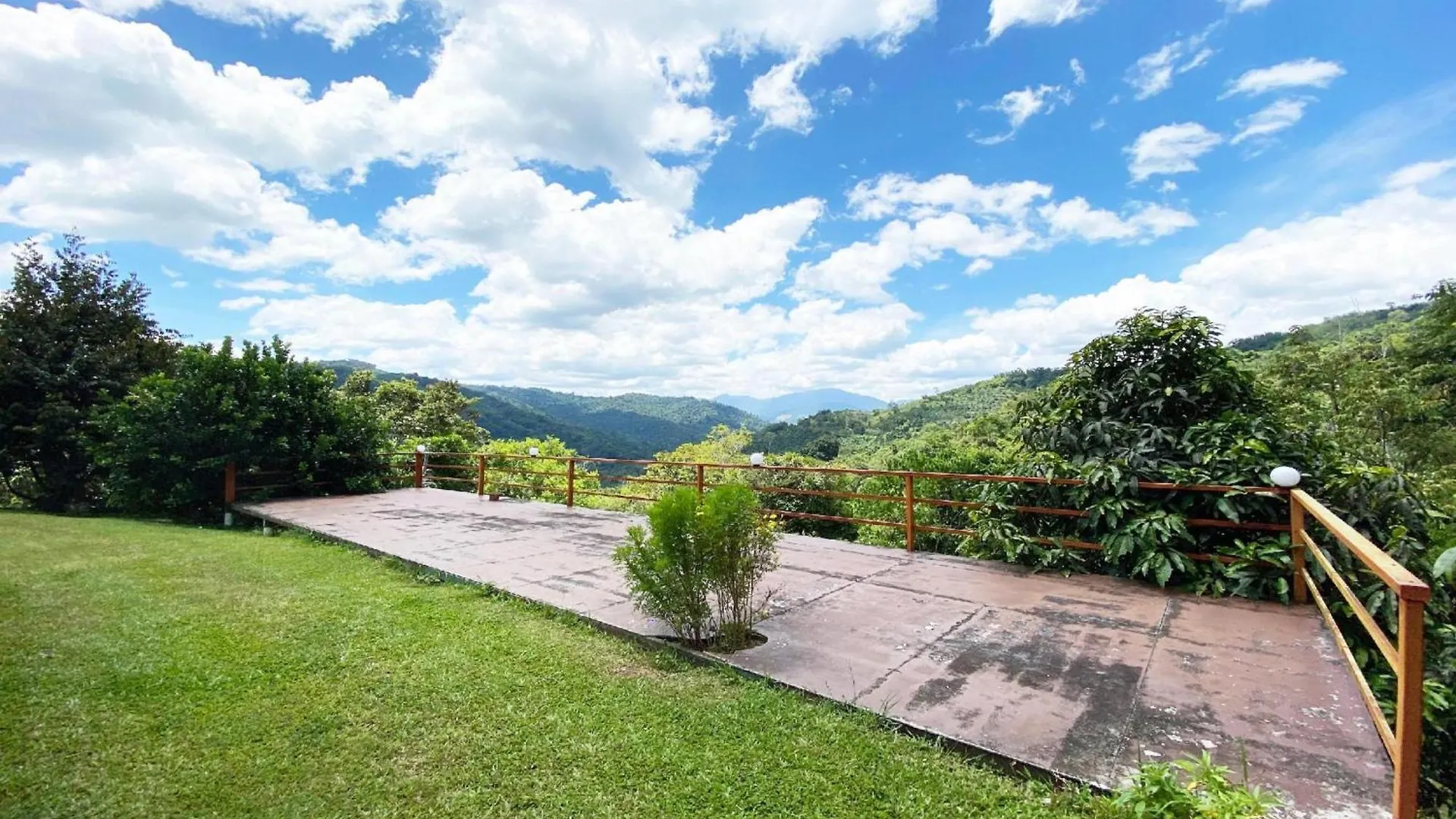 Homestay Tambunan Nature Lodge